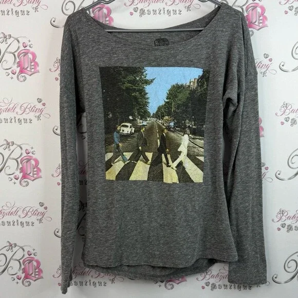 The Beatles long sleeve open back band tee grey Heather Gray Graphic Tee - Picture 1 of 13